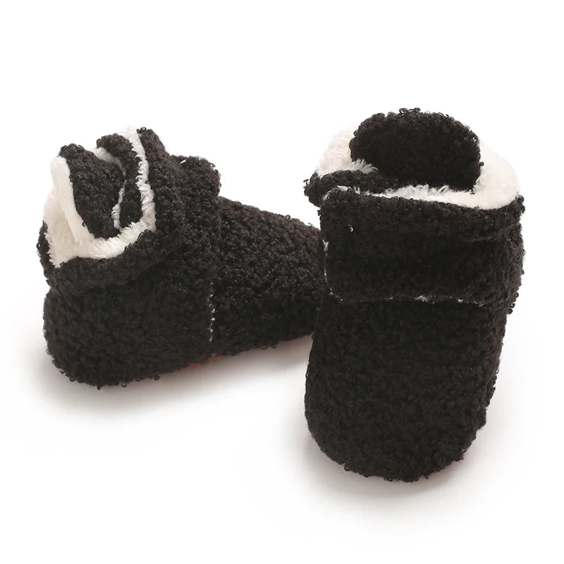 Warm Wiggles Boots 🧣👣