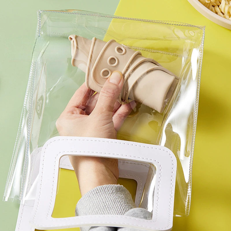 💦SilkyBite™ Silicone Bib