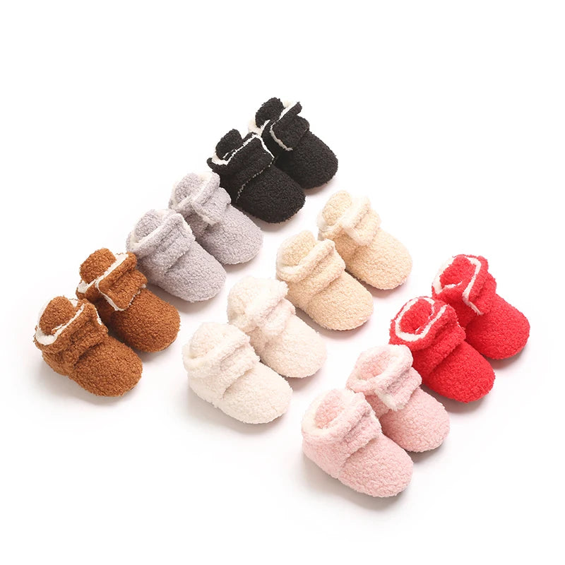 Warm Wiggles Boots 🧣👣