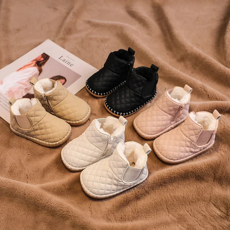 Frosty Tots Boots 🍼🧦