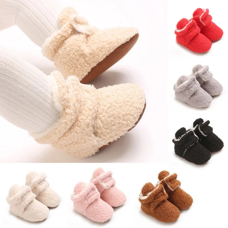 Warm Wiggles Boots 🧣👣