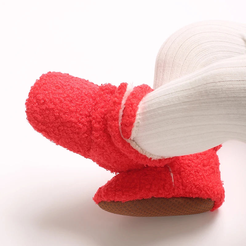 Warm Wiggles Boots 🧣👣