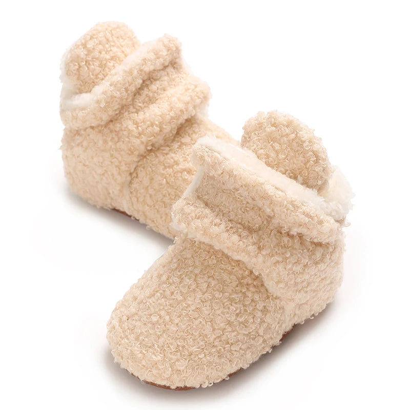 Warm Wiggles Boots 🧣👣