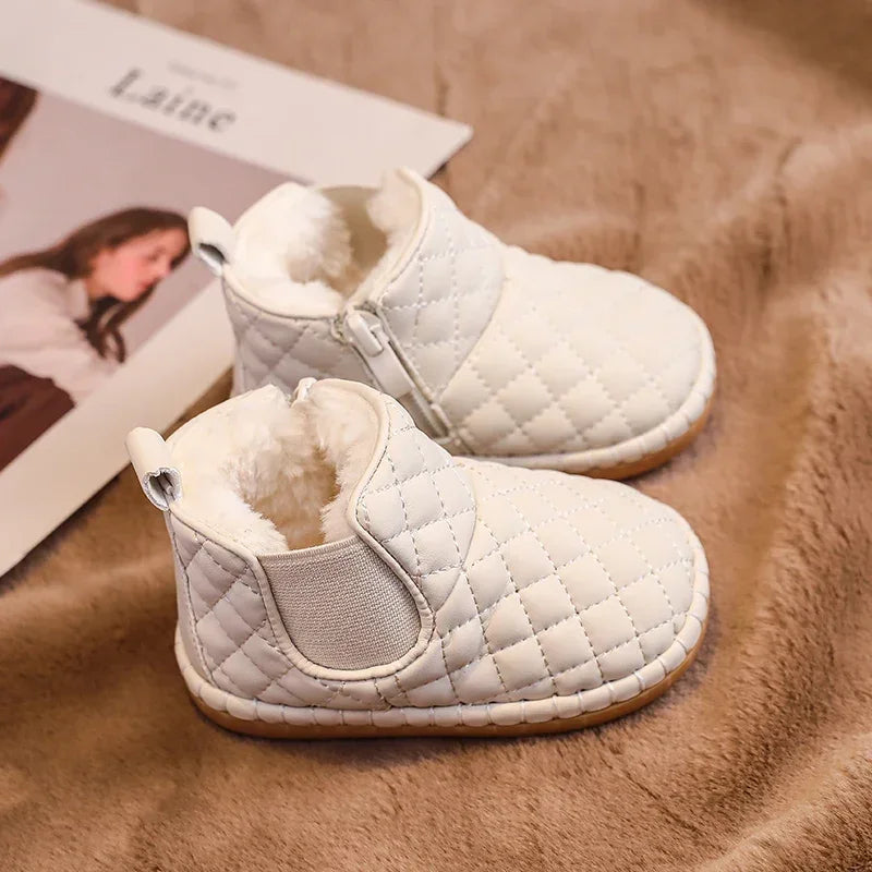 Frosty Tots Boots 🍼🧦