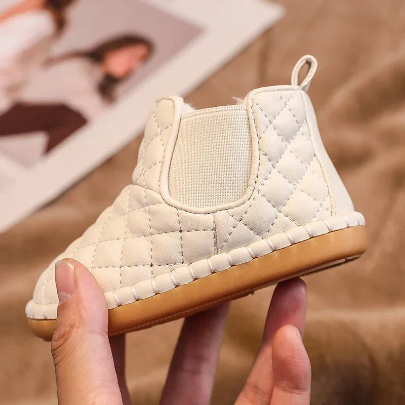 Frosty Tots Boots 🍼🧦