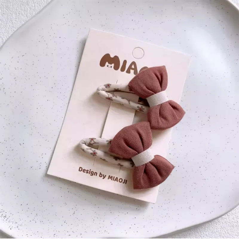 WarmKnit Flower Clips
