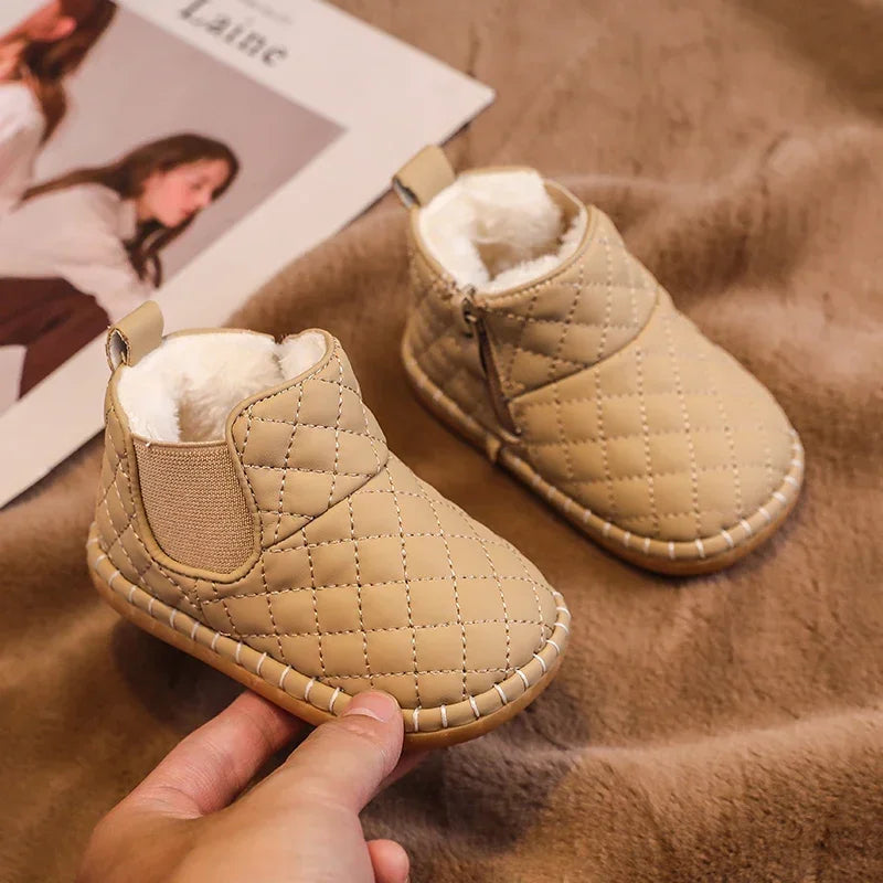 Frosty Tots Boots 🍼🧦