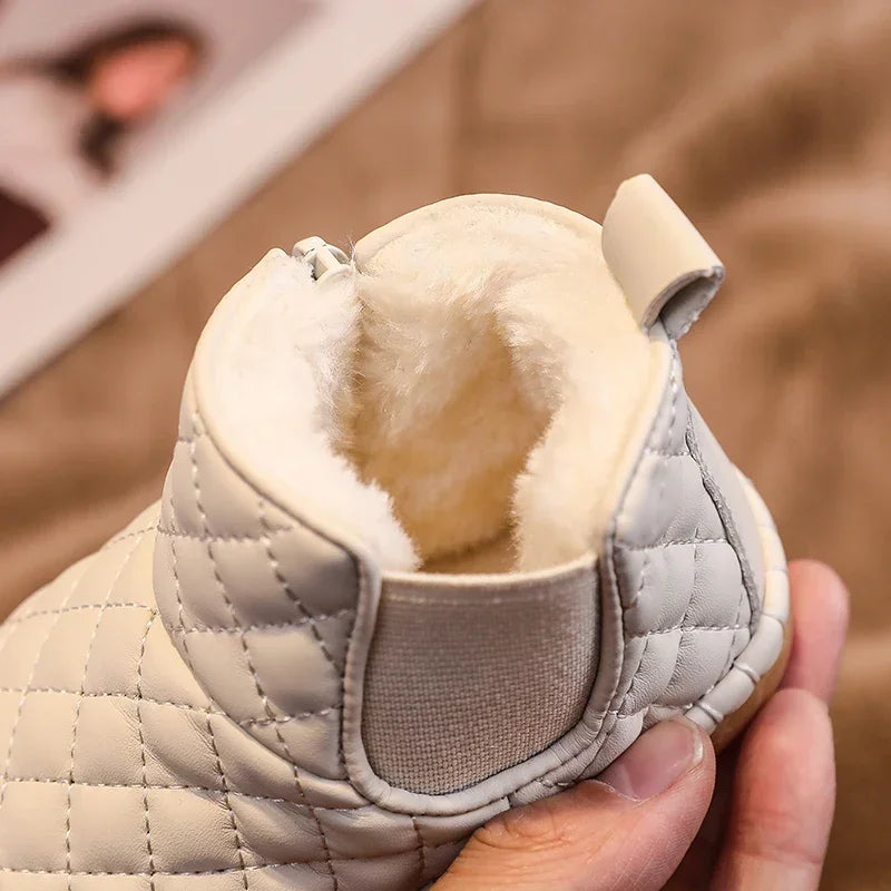 Frosty Tots Boots 🍼🧦