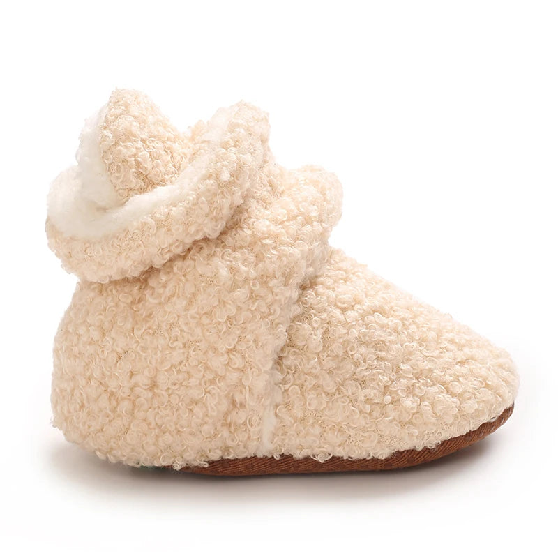 Warm Wiggles Boots 🧣👣